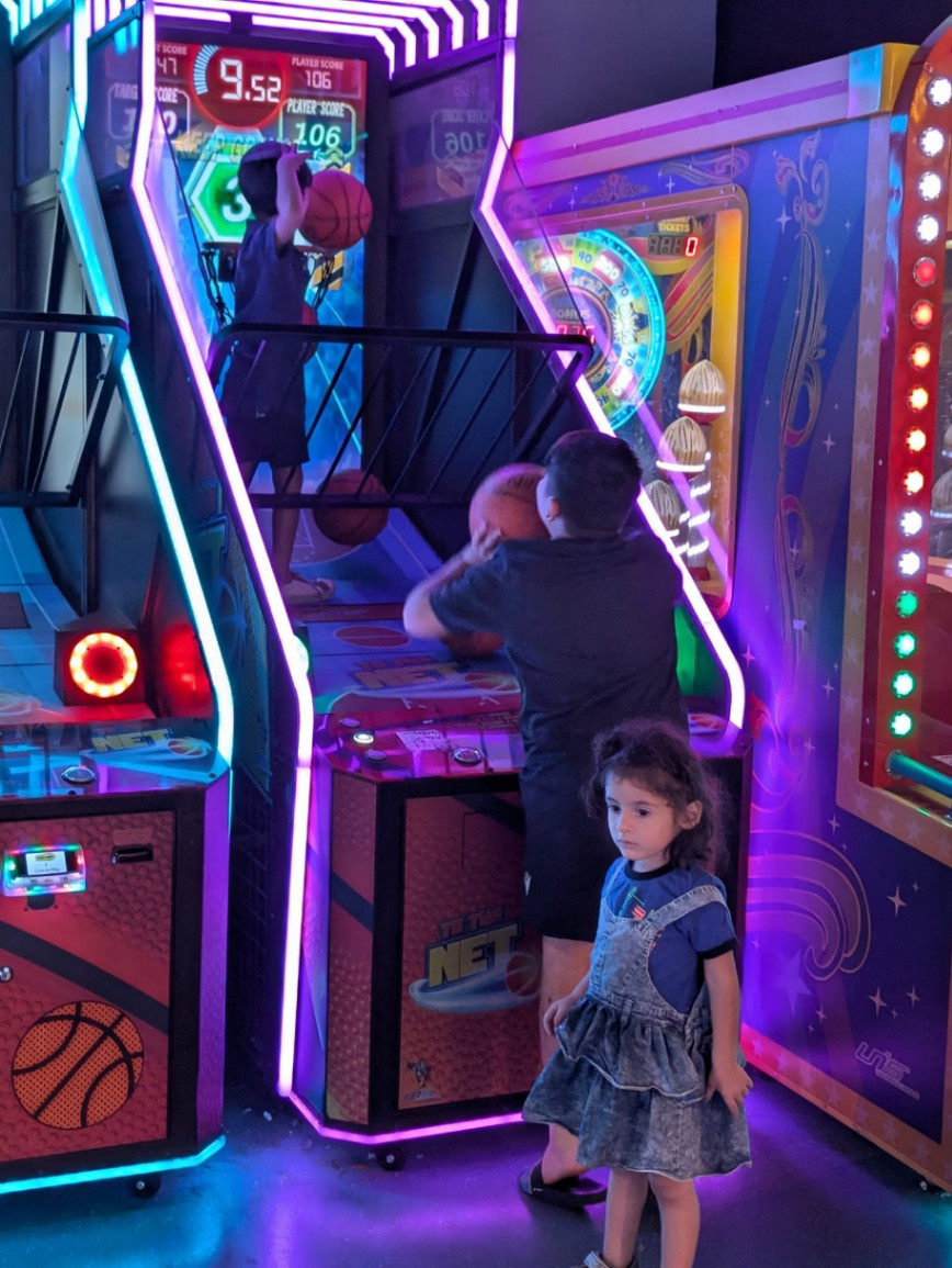 9.s2 106 PLATER SAKE 06.